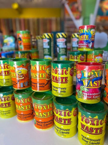 Sárga Toxic Waste: A Legintenzívebb Savanyú Élmény, Amire Vágytál!